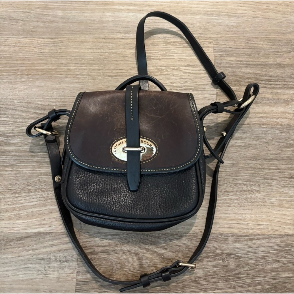 Dooney & Bourke Cristina Black Brown Leather Crossbody Purse Bag 1975 Bag Flap